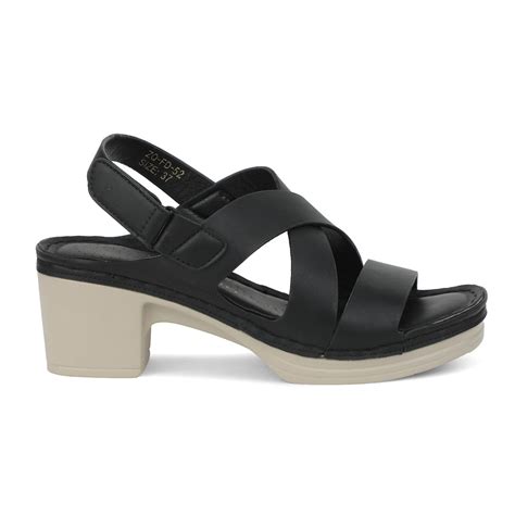 Buy Healers Black Block Heel Sandal For Women ZQ-FD-52