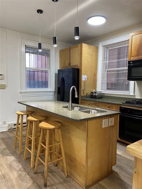 Capitol Hill 的图像结果