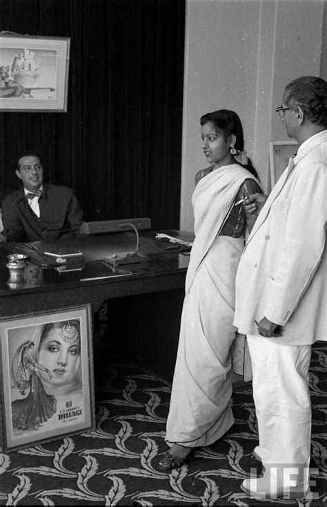 Girls Auditioning (Screen Test) for Hindi Movie - Kardar Productions ...