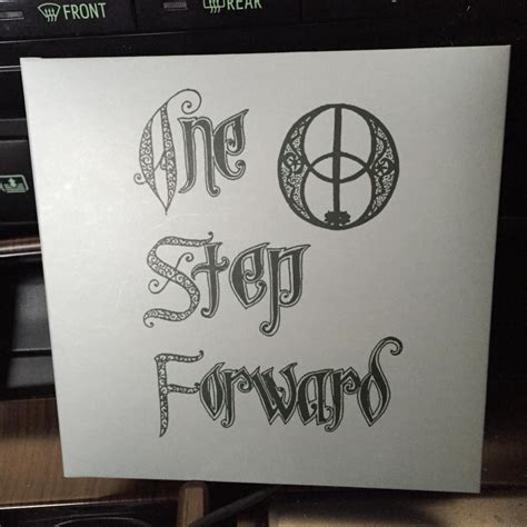 One Step Forward Song 的图像结果