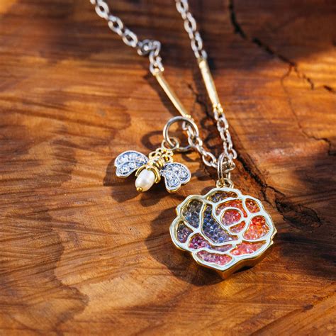 Astral Rose Pendant - Waxing Poetic