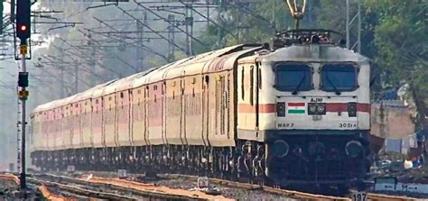 Central Railway Boosts Nagpur-Pune-Nagpur Superfast Summer Special ...