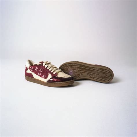 Gully Number 001 - Barfi Burgundy for women – Gully Labs