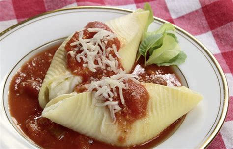 How to Make Italian Stuffed Shells - Simple Recipe