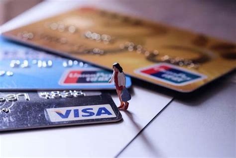 위챗·알리페이 ‘신용카드 현금인출’ 추가 | 중국경제