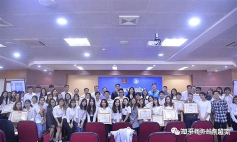 越南商业大学喜迎中国留学生