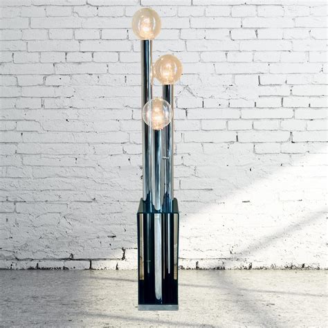 Mid Century Modern Sonneman Style Lucite and Chrome Vintage Space Age ...