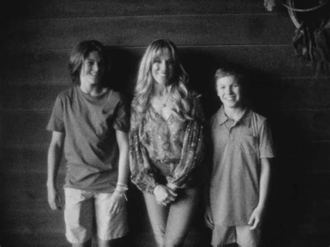 Sheryl Crow's 2 Sons: Everything She's Said About Being a Mother