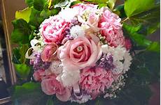 costo mazzo di fiori bouquet per sposa brescia bottega fiorela bottega costo mazzo di fiori bouquet per sposa brescia bottega fiorela bottega