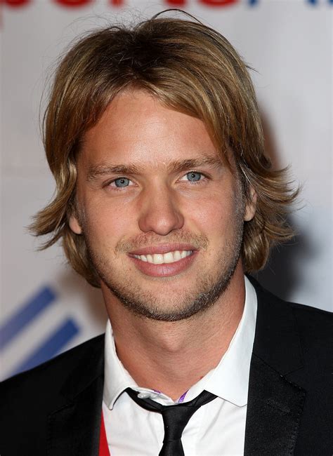 Richard Branson 2026: Wife, net worth, tattoos, smoking & body facts ...