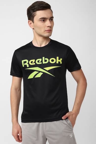 Reebok India Official | Reebok Men T Shirt Online at reebok.abfrl.in ...