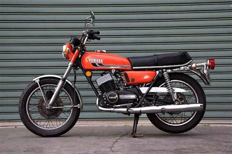 Yamaha XSR300 Price in India, Launch Date, Mileage, Specs