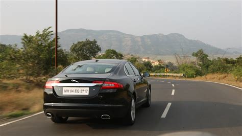 Jaguar-XF-2013-S-Exterior Car Photos - Overdrive