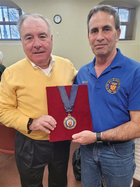 The Mayors’ Bling | Warwick Beacon