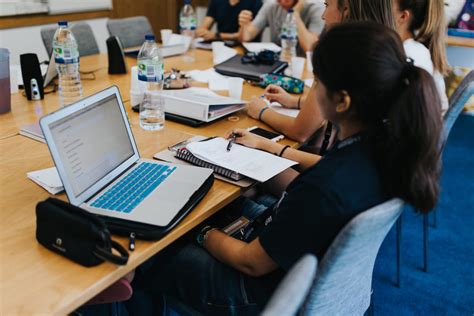 Atlas Shrugged Essay Contest