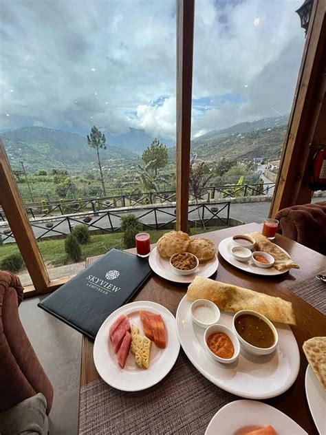 SKYVIEW BY EMPYREAN (Patnitop, Jammu) - Hotel Reviews, Photos, Rate ...
