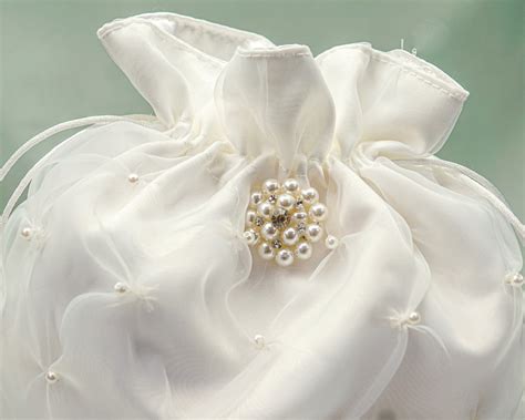 White Crystal Pearl Brides Money Bag, Satin Wedding Money Dance Bag ...