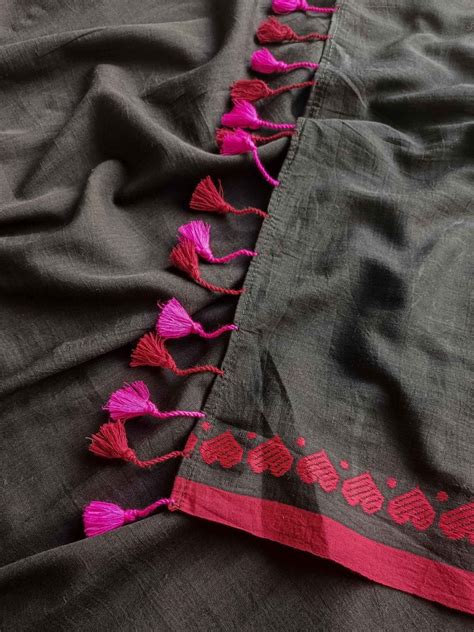 Handloom Cotton Black Saree With Tassels|Bedhadak Dil|Suta