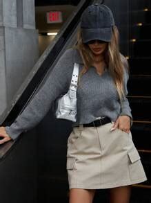 Aveloria Affinna French Vintage Loose Fit V-Neck Cropped Sweater For ...