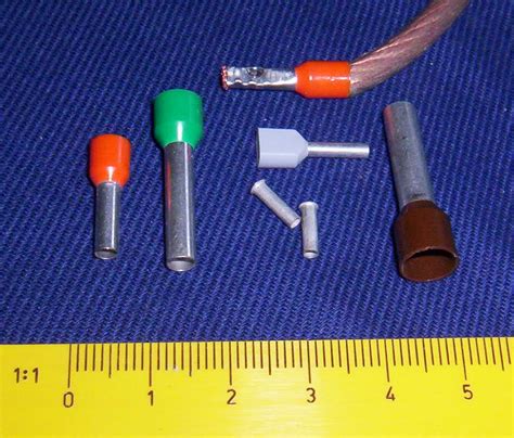 molex afgebroken oplossen met kroonsteentje of solderen? - Modding ...
