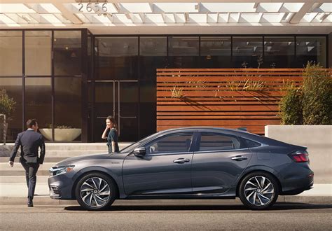 Hybrid vs Electric Vehicles | AutoNation Honda Costa Mesa