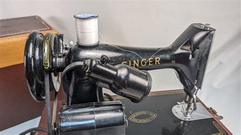 Image result for Singer Model 99K Sewing Machine