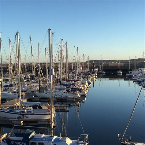 M. V. RELIANT (Troon, Scotland) - Specialty Inn Reviews & Photos ...