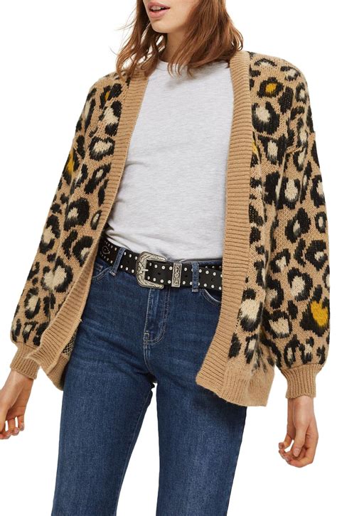 Leopard Print Cardigan | Leopard print cardigan, Cardigan, Sporty outfits