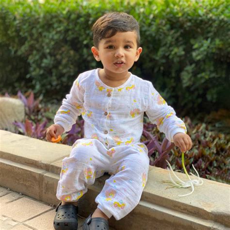 Honcho Baby® I Newborn, Babies & Toddler Muslin Swaddles to Essentials