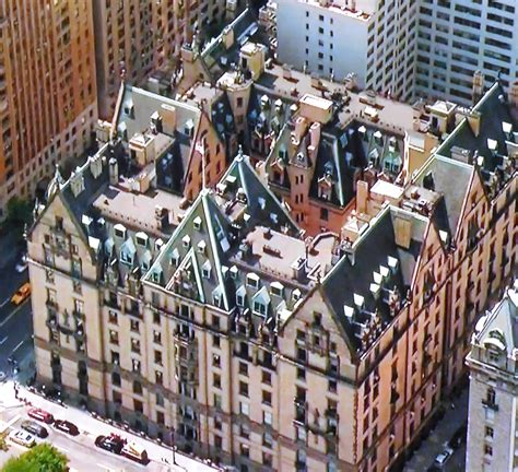 THE DAKOTA Apartments on 72nd Street and Central Park West, with its ...