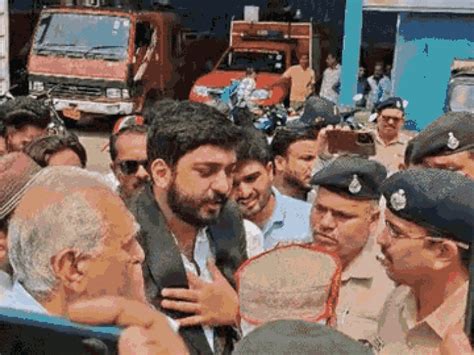 Lawyers gherao Bhopal Police Commissioner’s office: Demand FIR against ...