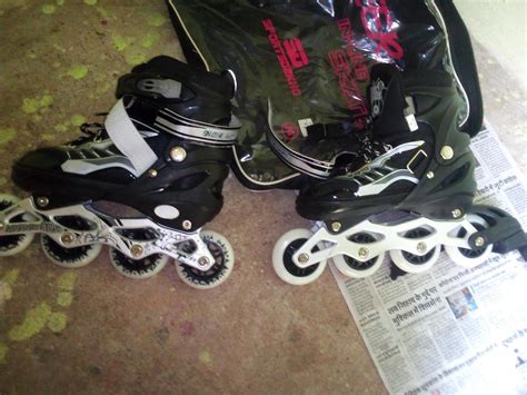 Buy Veera V-735 Aluminum Adjustable Inline Skates, Medium (Black ...