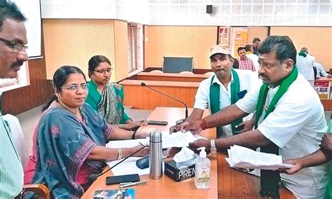 Retrieve encroached water body from cement firm: Ryots