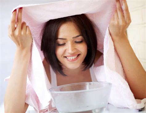 Step-By-Step Guide To Giving A Perfect Facial At Home | Femina.in