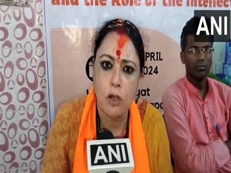 "Ban TMC and arrest CM Mamata Banerjee": BJP leader Agnimitra Paul ...