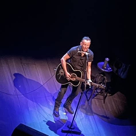 Bruce Springsteen Vevo 的图像结果