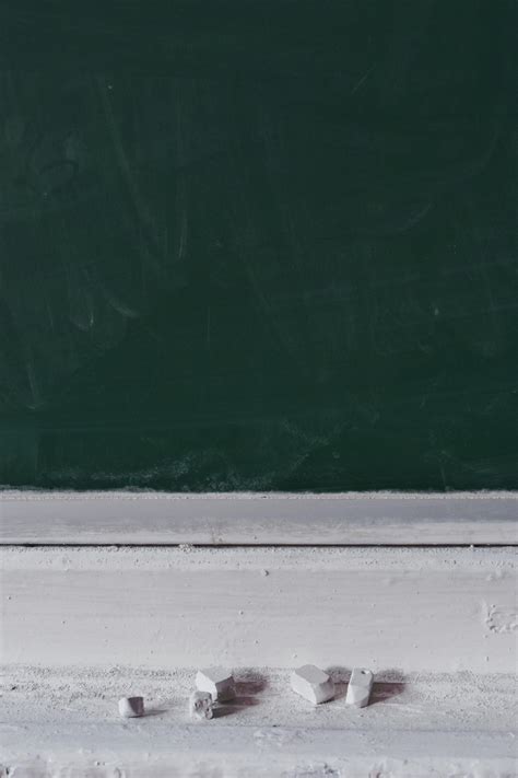 Education Background 的图像结果