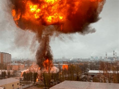 【爆炸新闻】俄罗斯首都传出20声巨响，天然气仓库剧烈爆炸，蘑菇云触目惊心_进行