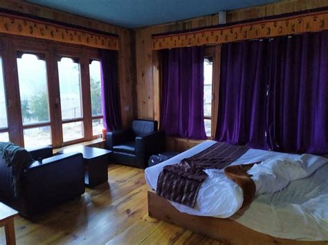 MY HOME RESORT (Bhutan/Phobjikha Valley) - Specialty Inn Reviews ...