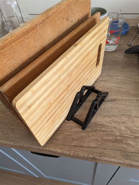 Adjustable cutting boards holder by Valdimar | Download free STL model ...