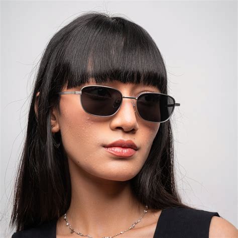 [ Riptide ] Compact Squared Sunglasses : Black/Silver | Project Shades