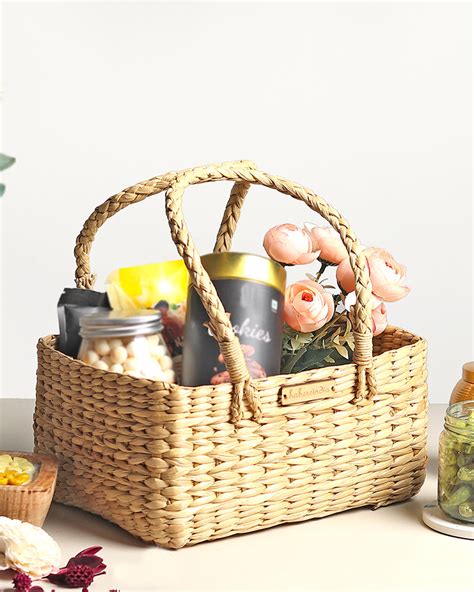 Seagrass Fruit Hamper Basket & Buy Online Gifting Basket – Habere India