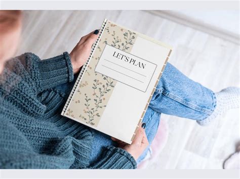 Buy Neutral Floral Undated Monthly Planner | 12 Month Printable ...