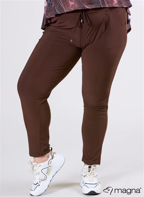 Magna Relaxed Travel Broek Bruin – MyStyleSquad