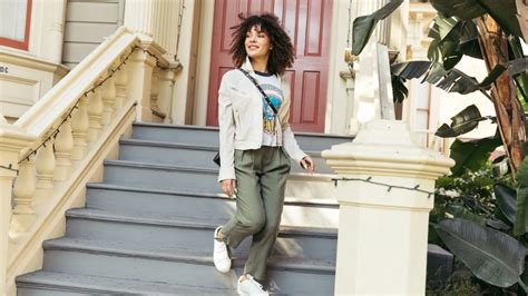 Casual Clothes 的图像结果