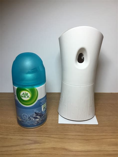 Air Wick Freshmatic Automatic Spray reviews in Home Fragrance - FamilyRated