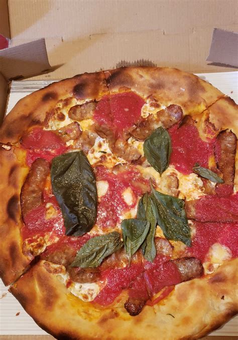 Table 87 Pizza Review | Cabinets Matttroy