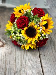 Sunflower and rose wedding bouquet 60 photos - Astyledwedding.com