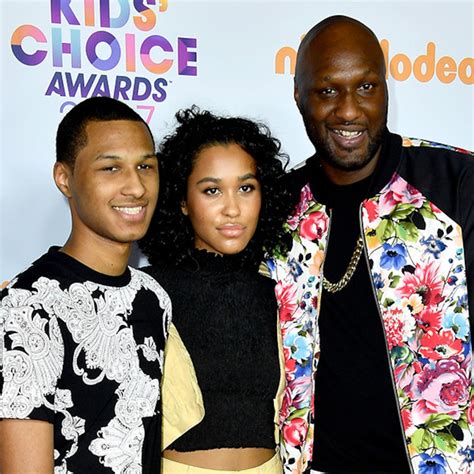 Lamar Odom ''Doing Great'' at KCAs, Walks First Carpet in Years