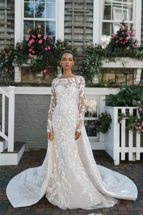 Long Sleeve Floral Sheath Wedding Dress | Kleinfeld Bridal
